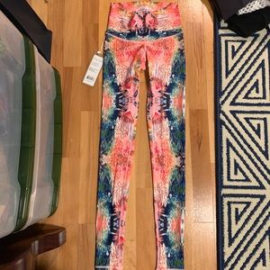 NWT niyama sol leggings